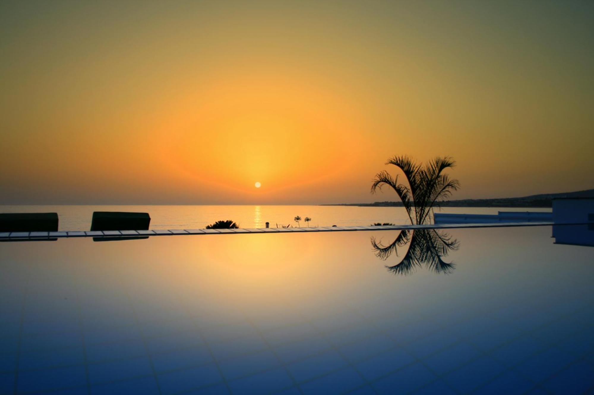 Blue Coral Beach Villas Three Exclusive Villas - Poseidon - Nautilus - Oceanos - And - Baby Coral Bungalow Coral Bay Eksteriør billede